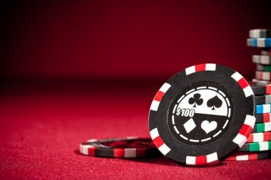 slot rtp mobile app interface showing Liga 1 predictions and live-dealer tables